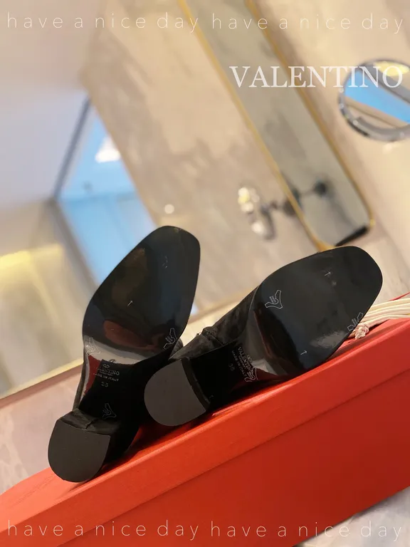 Valentino Shoe 